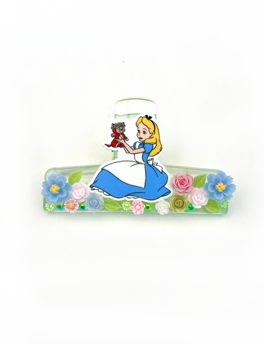 Alice (Aurélie Contart)