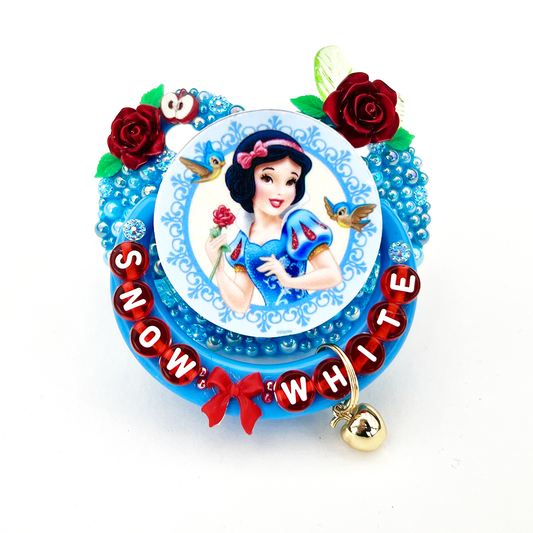 Snow White (Aurélie Contart)
